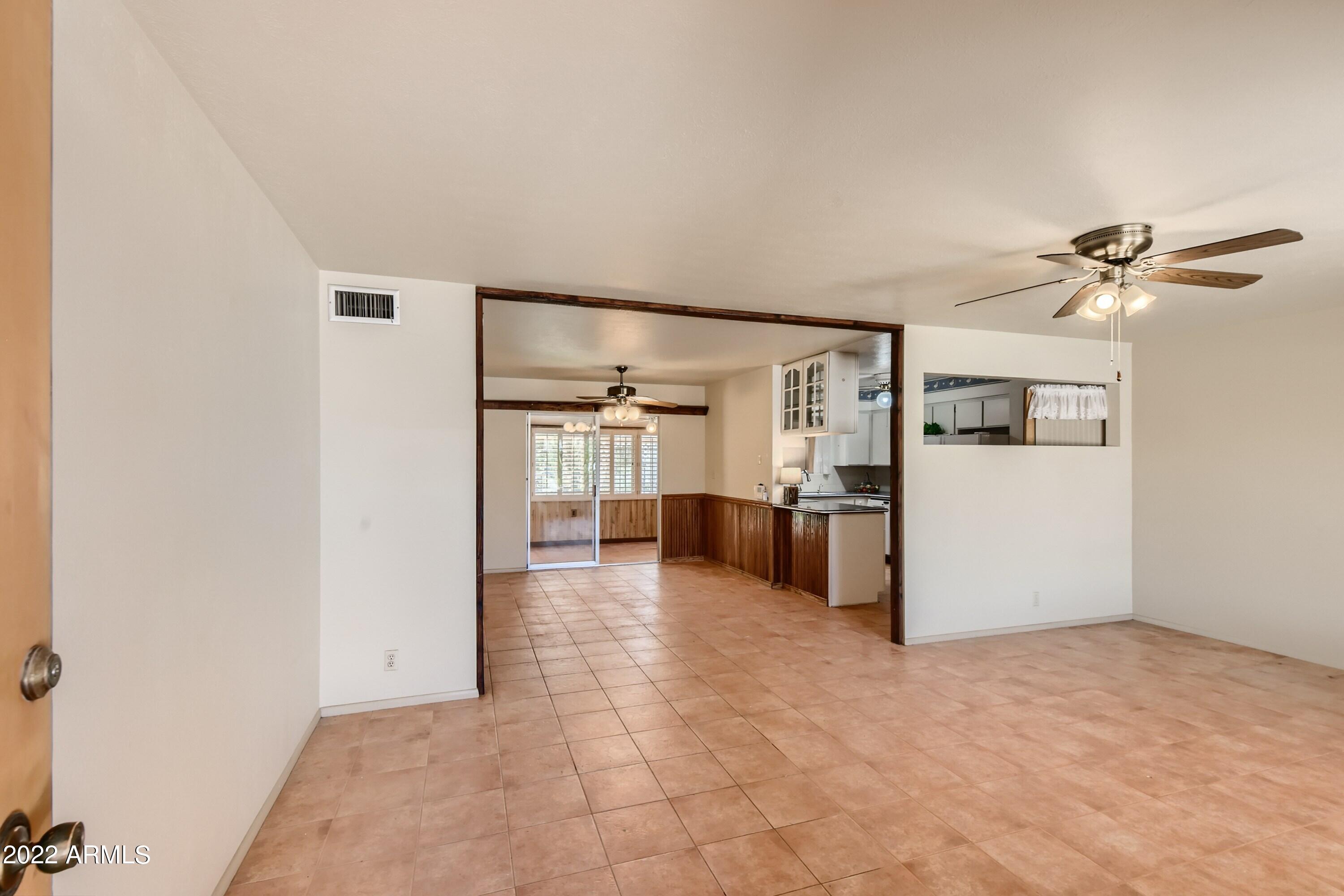 5249 East Decatur Street Mesa, AZ 85205 - Photo 6 of 28 07 Foyer