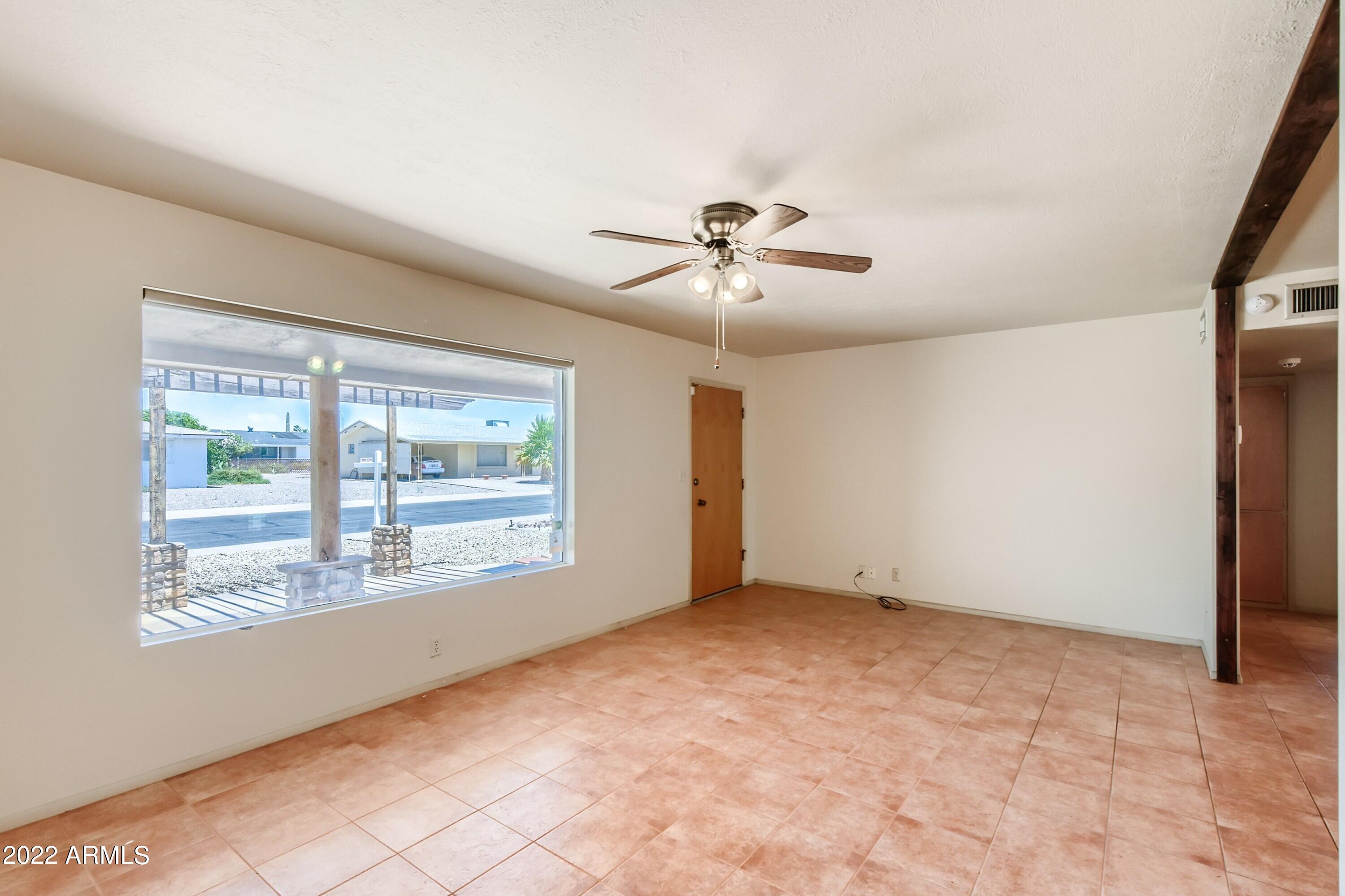 5249 East Decatur Street Mesa, AZ 85205 - Photo 7 of 28 09 Living Room