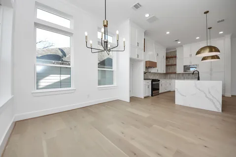 $555,000 | 923 Fisher Street, Unit A, Houston, TX 77018