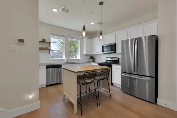 $300,000 | 7608 Resting Mews, North Richland Hills, TX 76182