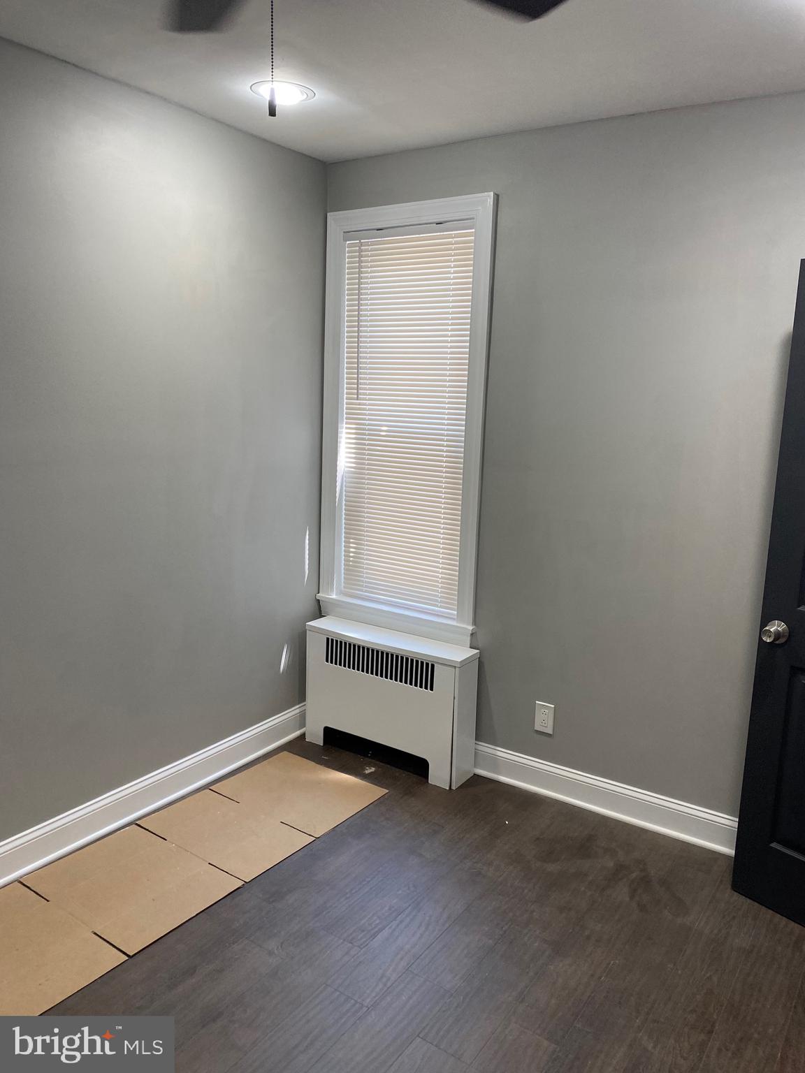 3167 East Thompson Street Philadelphia, PA 19134 - Photo 11 of 26 an empty room with window