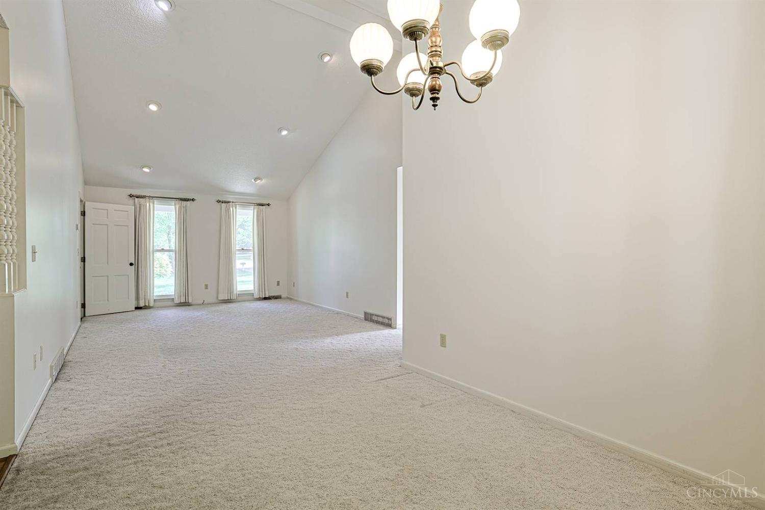 4681 Rose Marie Road Franklin, OH 45005 - Photo 23 of 38