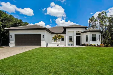 $1,850,000 | 522 31st Street Southwest, Naples, FL 34117