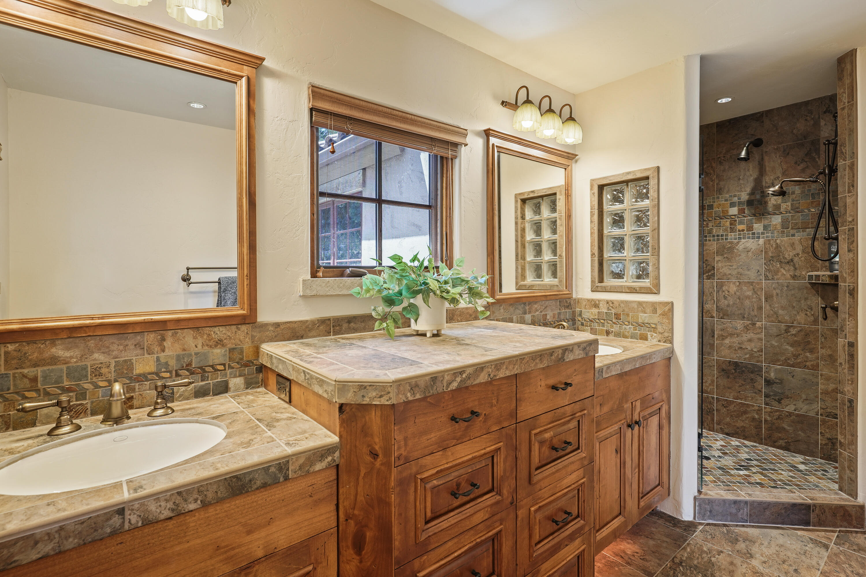 1819 Northwest Wild Rye Circle Bend, OR 97703 - Photo 28 of 48 26
