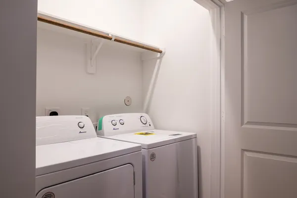 $1,999 | 417 Stonework Oaks Lane, Houston, TX 77076