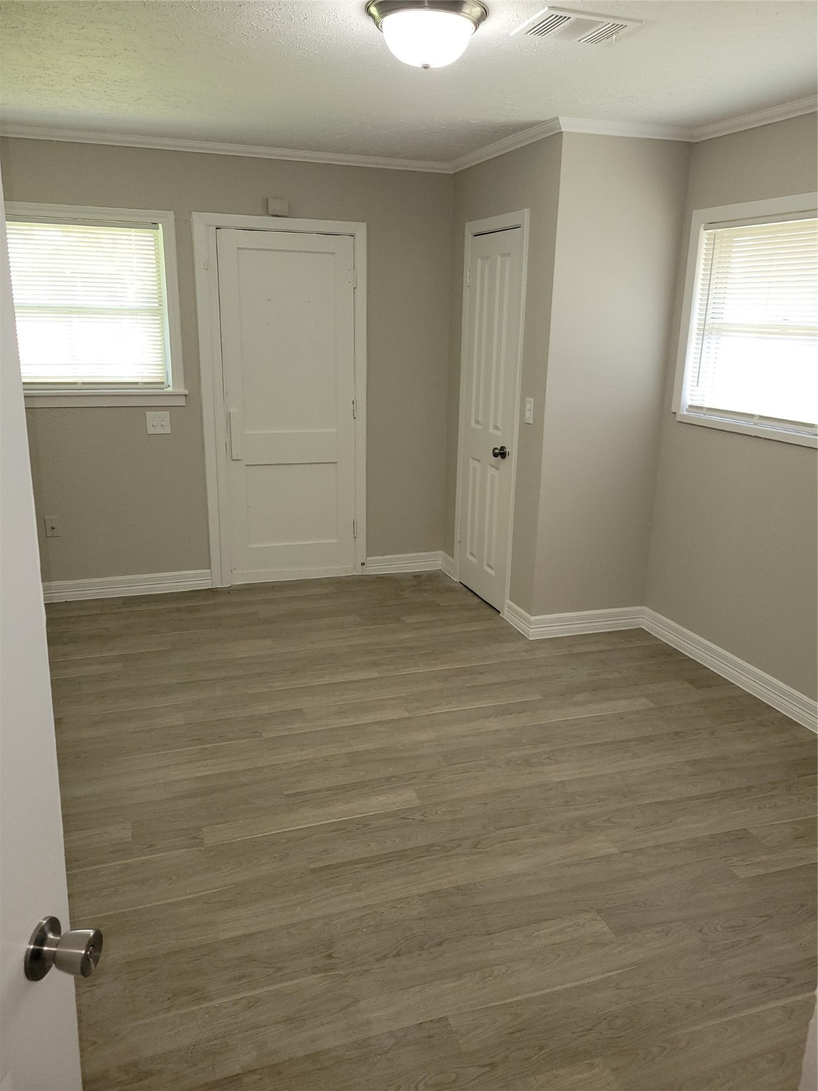 7803 Broadview Drive Houston, TX 77061 - Photo 12 of 13 wooden floor in an empty room