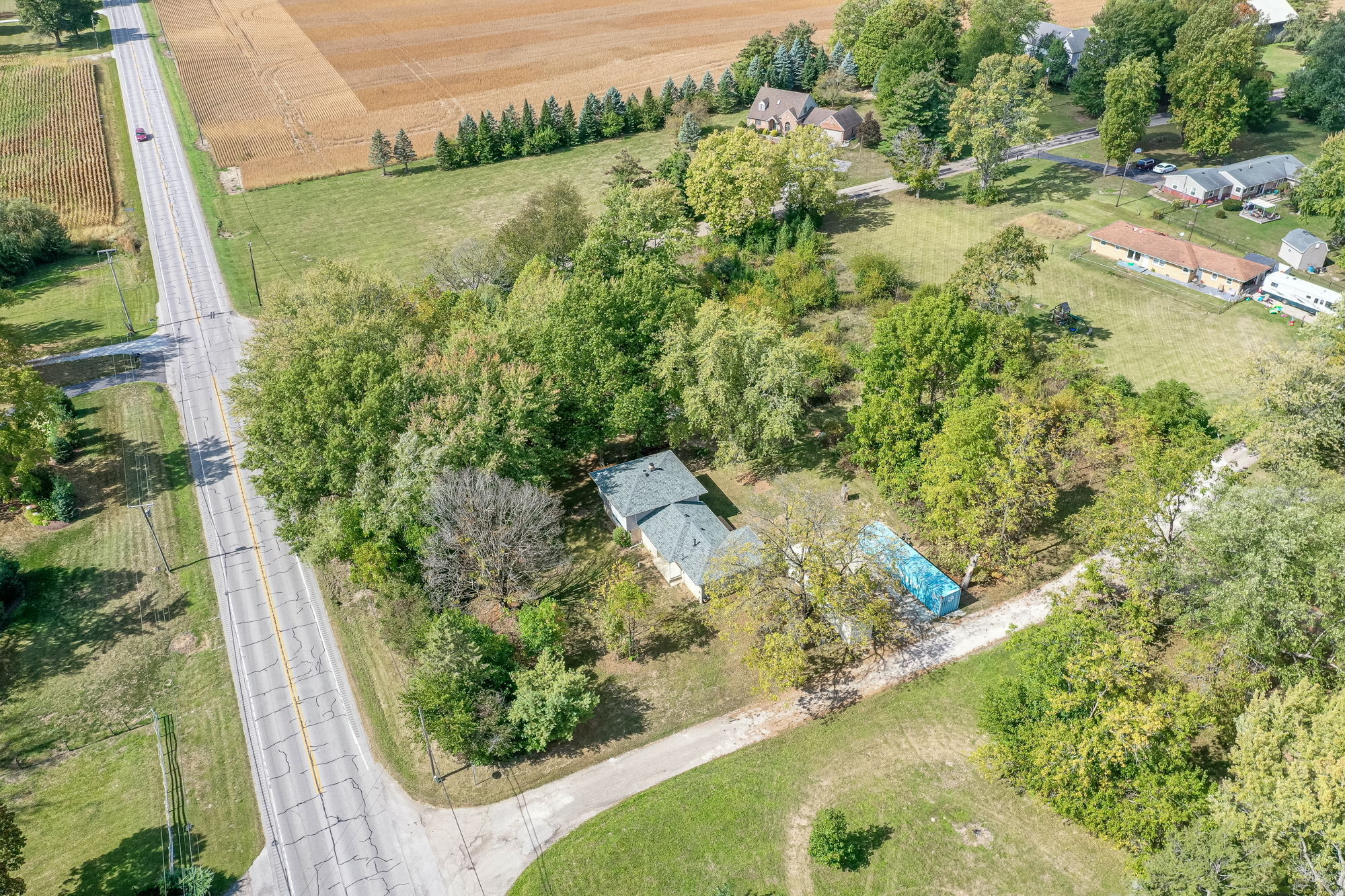 1204 West St Road Alexandria, IN 46001 - Photo 2 of 29