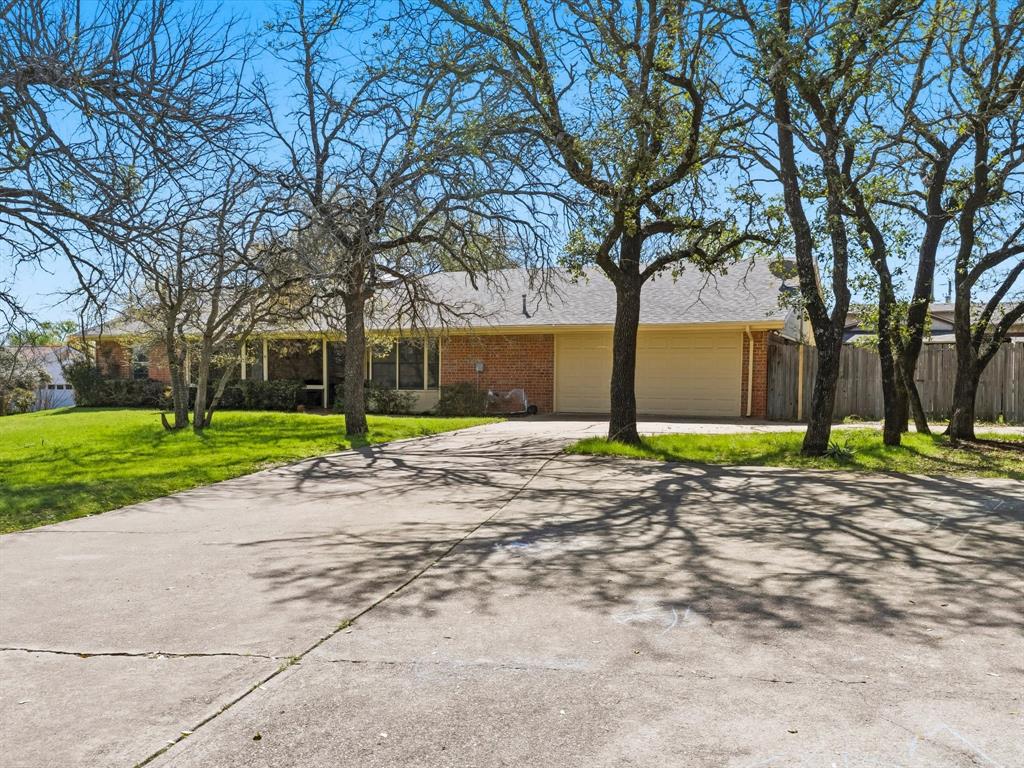 408 Canyon Trail Road Weatherford, TX 76087 - Photo 2 of 38