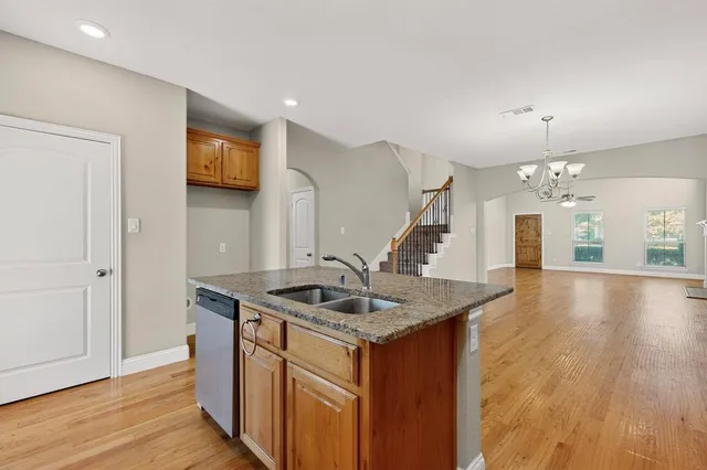 $515,000 | 700 North Irving Heights Drive, Irving, TX 75061