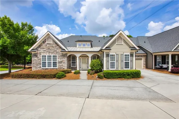 $2,450 | 5358 Manor View Drive Northwest, Unit 12, Acworth, GA 30101