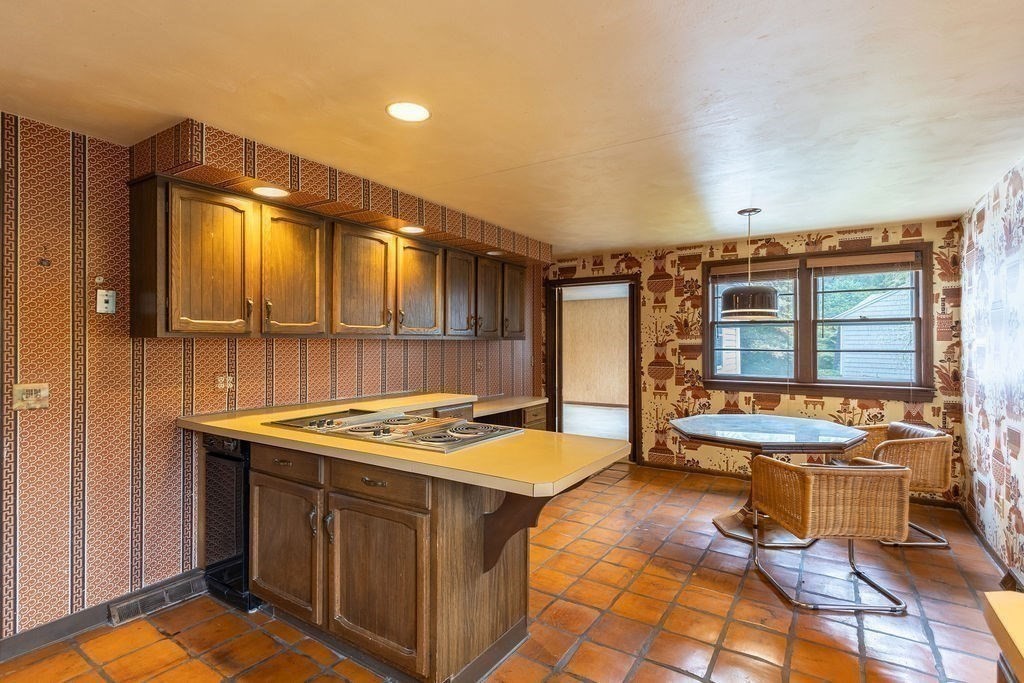 15 Casey Street Canton, MA 02021 - Photo 12 of 42 Gallery Image 12
