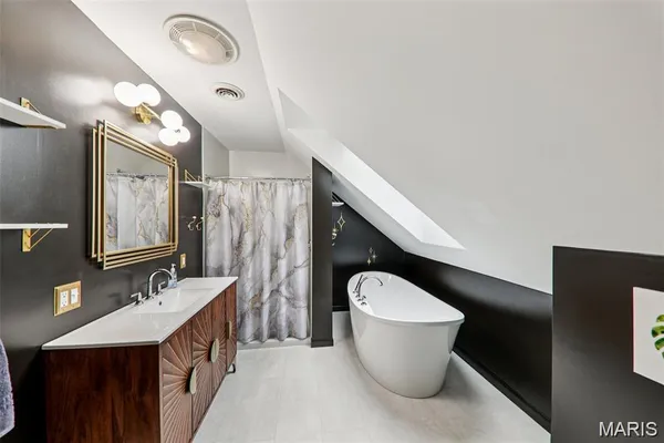 $337,000 | 416 North Main Street, Trenton, IL 62293