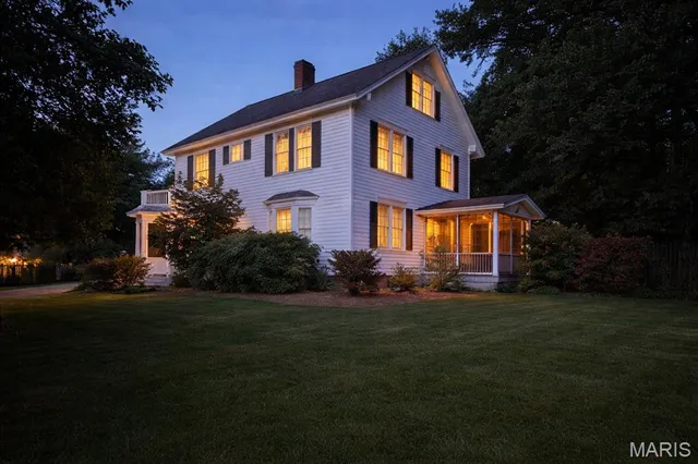 $347,500 | 416 North Main Street, Trenton, IL 62293