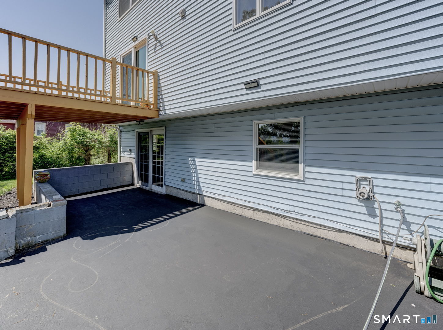 43 Raynor Street Southington, CT 06489 - Photo 29 of 38