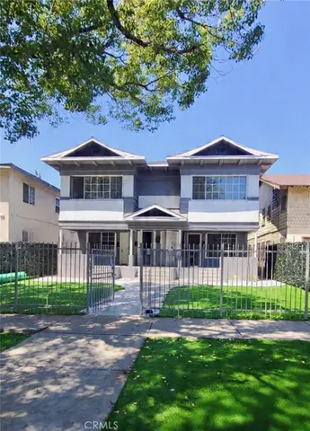 $3,100 | 825 West 40th Place, Los Angeles, CA 90037