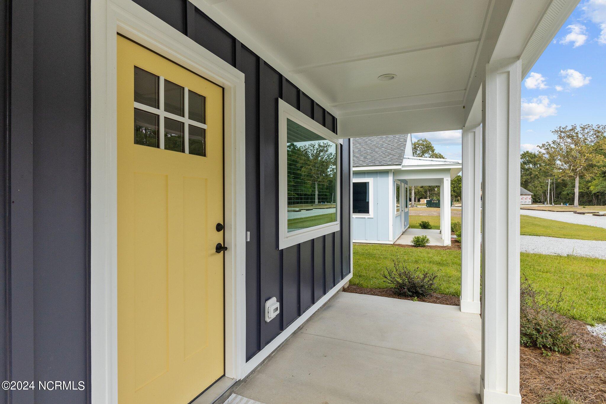 206 Long Pond Loop Swansboro, NC 28584 - Photo 36 of 48 Photo of similar home