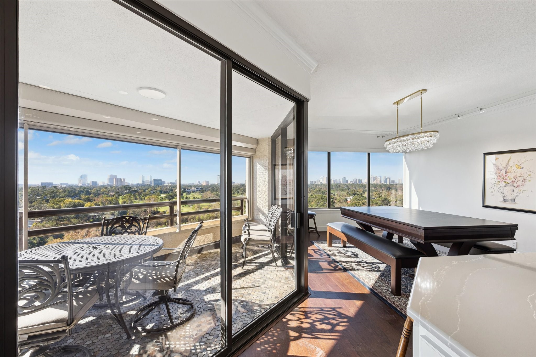 101 Westcott Street, Unit 1202 Houston, TX 77007 - Photo 18 of 38 a living room with furniture and a large window