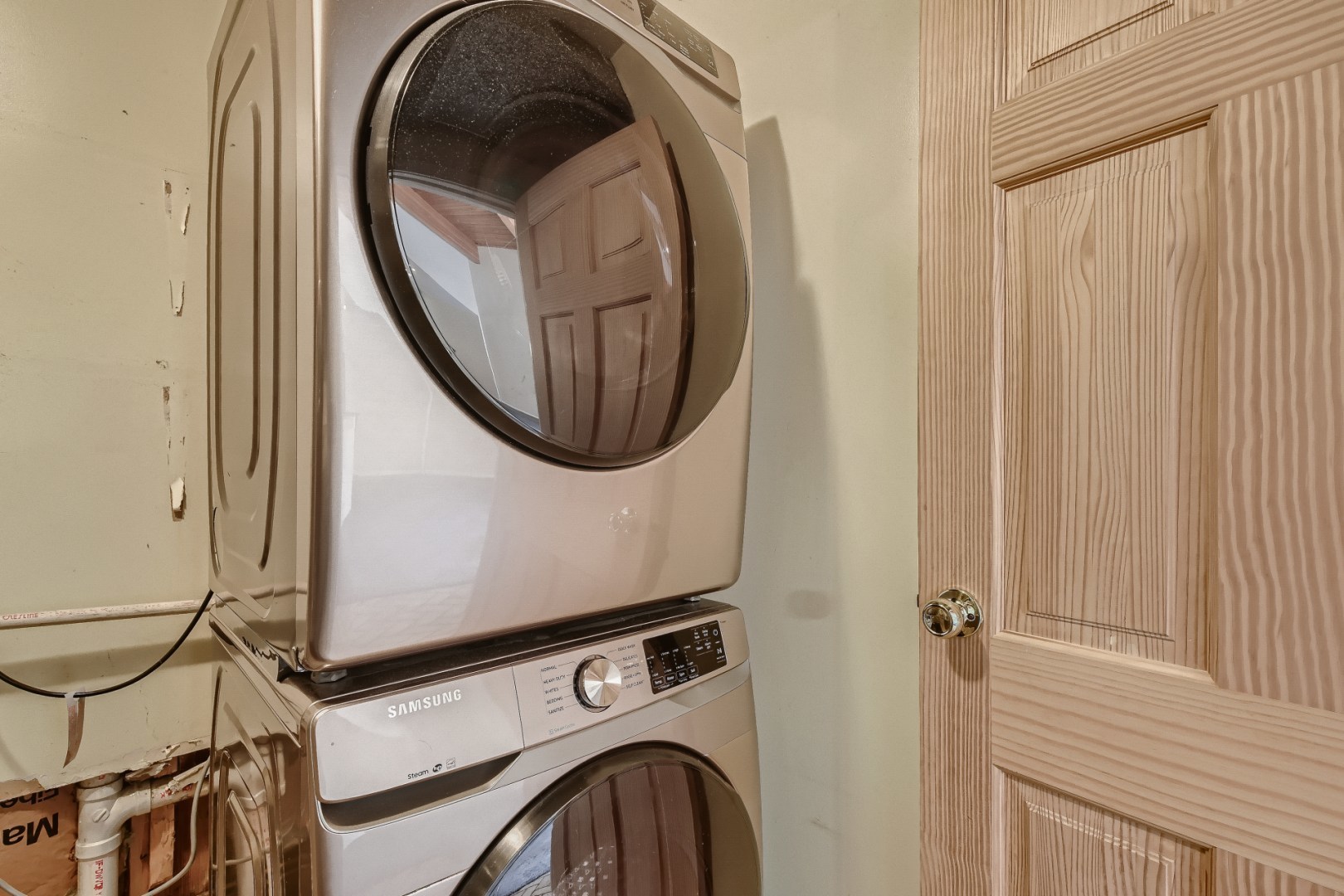 1750 Elliott Street Park Ridge, IL 60068 - Photo 18 of 22 a utility room with dryer and washer
