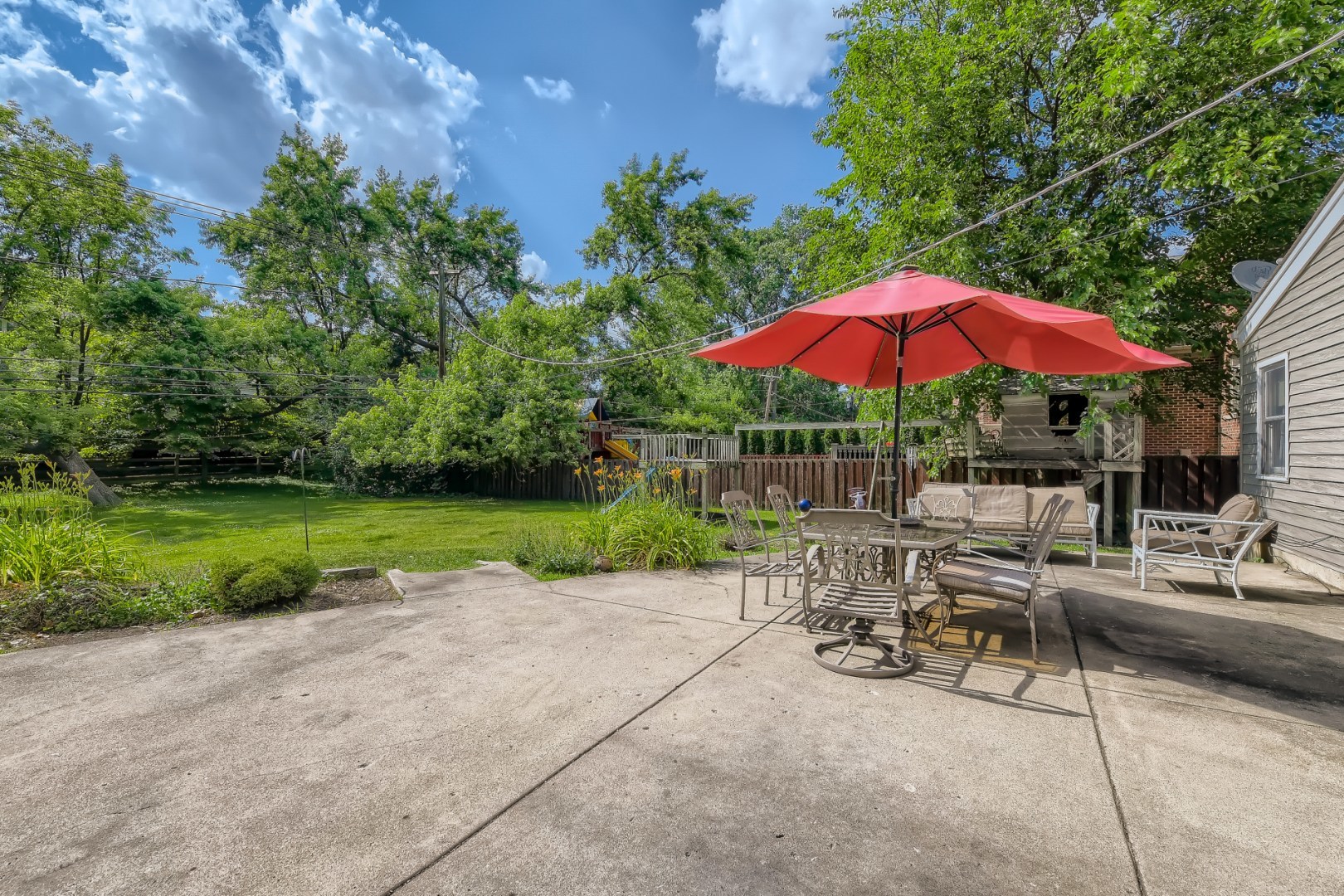 1750 Elliott Street Park Ridge, IL 60068 - Photo 19 of 22 a view of backyard with seating space and trees