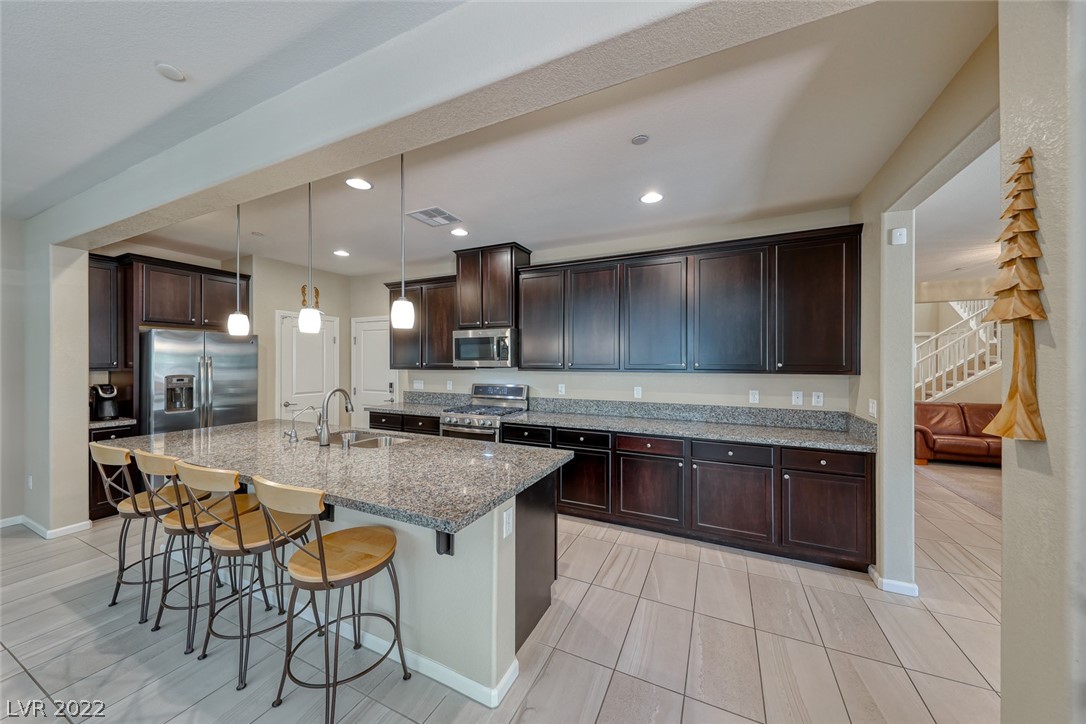 2504 Sable Ridge Street Henderson, NV 89044 - Photo 13 of 50 Gallery Image 13