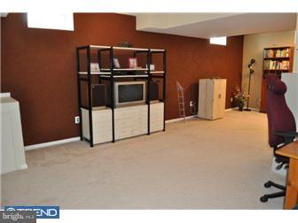 6 Stratton Lane Sewell, NJ 08080 - Photo 10 of 12 Basement - Finished