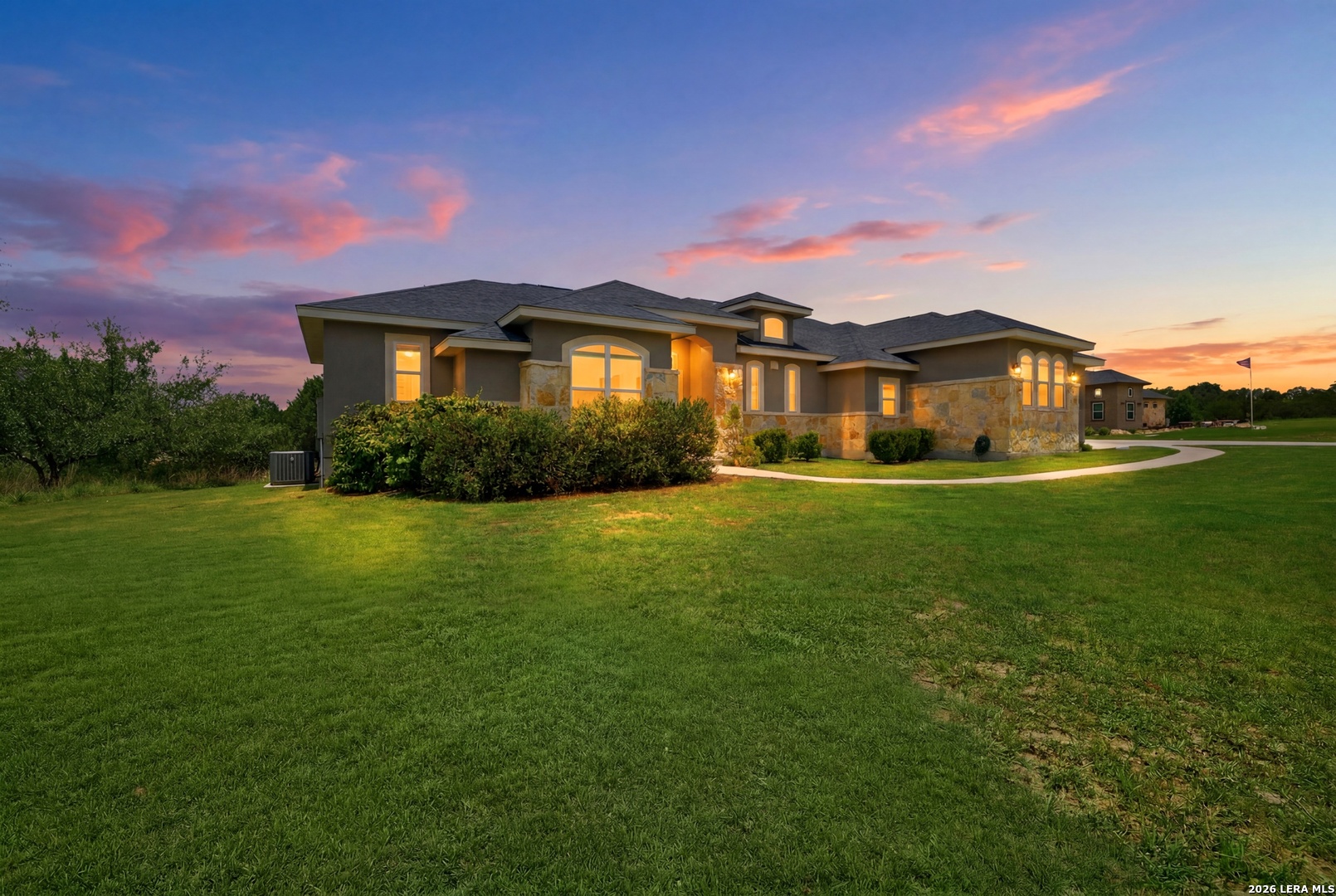 124 Merlin Court Spring Branch, TX 78070 - Photo 3 of 46
