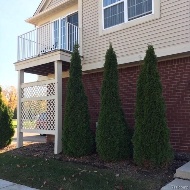 29603 Fox Run Circle Warren, MI 48092 - Photo 54 of 63