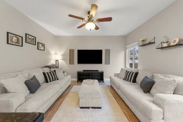 $485,000 | 241 Cummings Drive, Bartlett, IL 60103