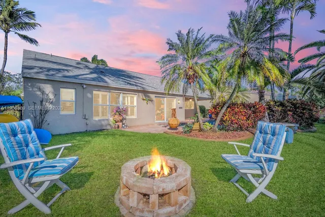 $850,000 | 10230 Grove Lane, Cooper City, FL 33328