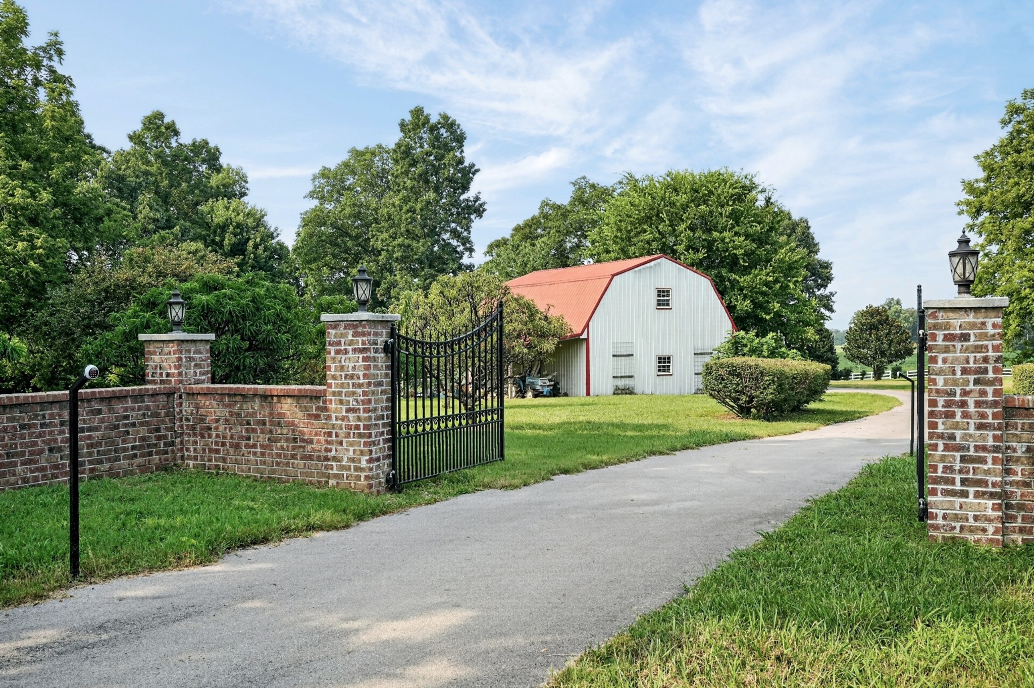 3667 Locke Bend Road Rock Island, TN 38581 - Photo 2 of 97 Gallery Image 2