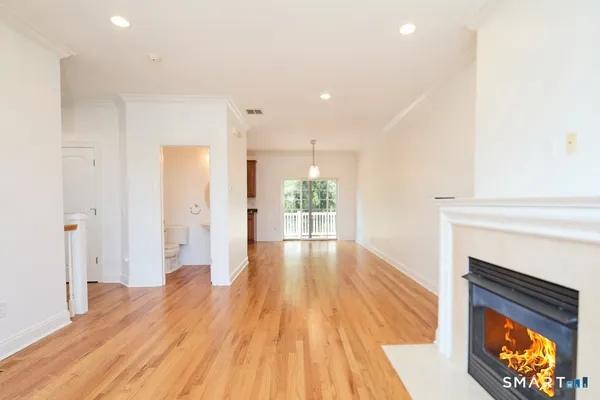 $999,000 | 201 Bradley Lane, Unit 201, Westport, CT 06880