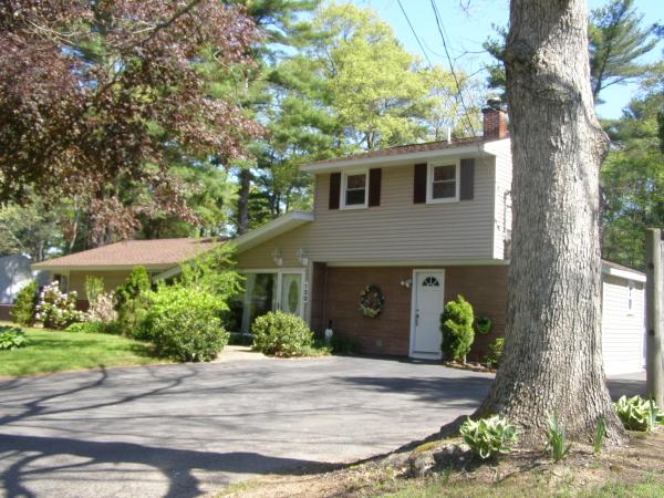 120 Michael Road Raynham, MA 02767 - Photo 3 of 24 Gallery Image 3