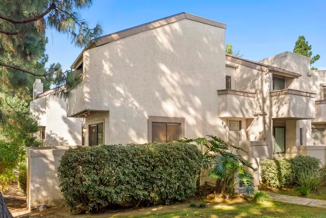$824,500 | 8441 Via Mallorca, Unit 76, La Jolla, CA 92037