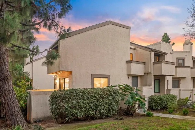 $824,500 | 8441 Via Mallorca, Unit 76, La Jolla, CA 92037