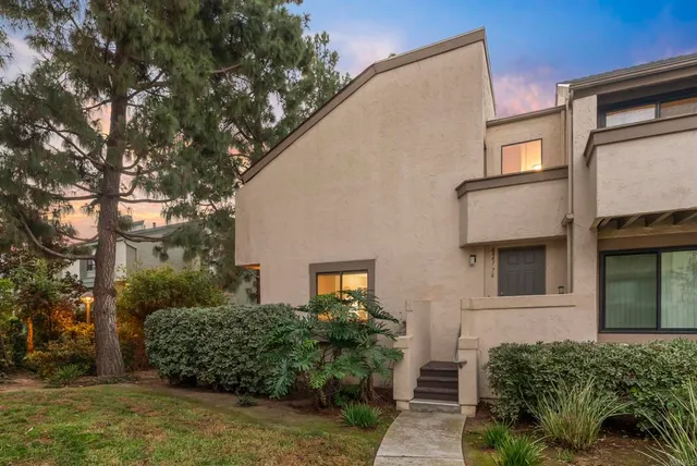 $824,500 | 8441 Via Mallorca, Unit 76, La Jolla, CA 92037