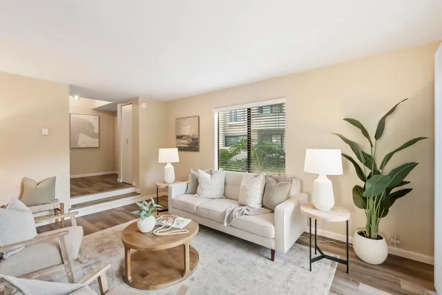 $824,500 | 8441 Via Mallorca, Unit 76, La Jolla, CA 92037