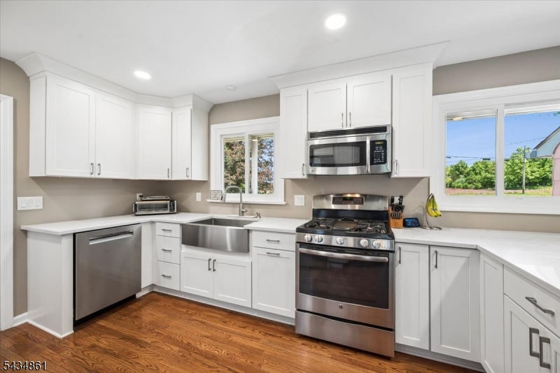 68 Voorhees Corner Road Flemington, NJ 08822 - Photo 13 of 33