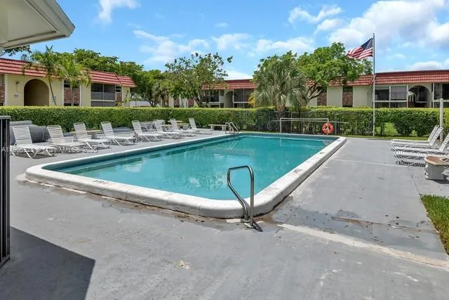 $1,800 | 22765 Southwest 66th Avenue, Unit 205, Boca Raton, FL 33428