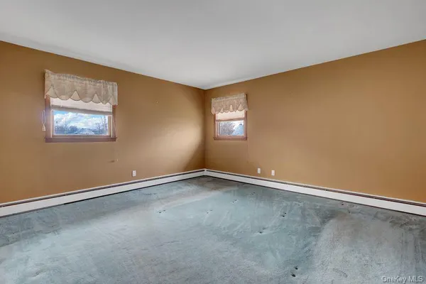 $749,900 | 50 Independence Avenue, Babylon, NY 11702