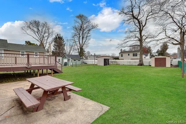 $749,900 | 50 Independence Avenue, Babylon, NY 11702