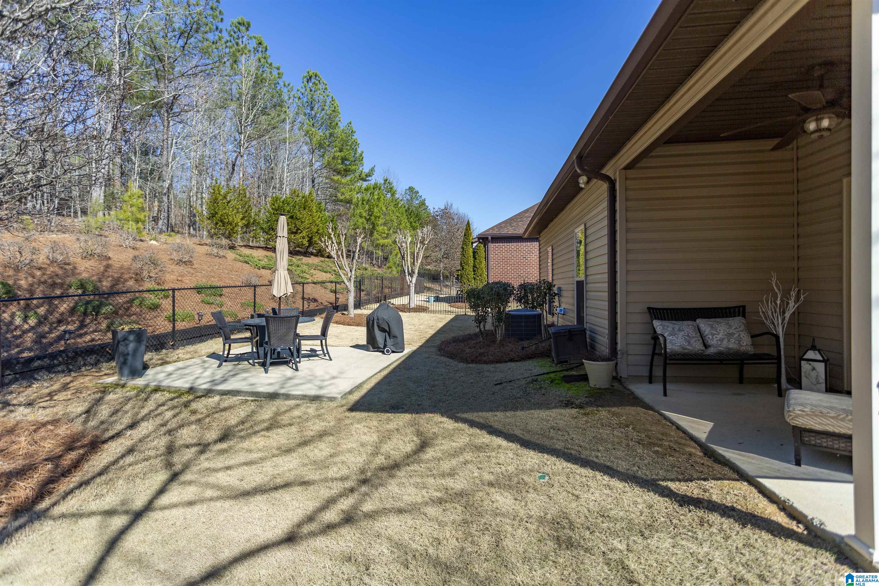 406 Ballantrae Road Pelham, AL 35124 - Photo 5 of 51