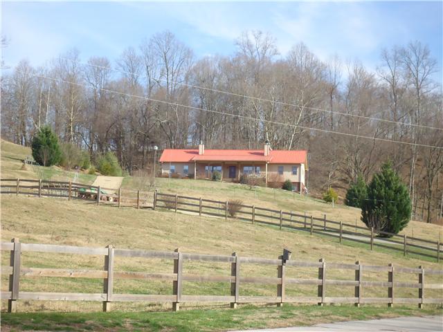1650 Bunker Hill Road Pulaski, TN 38478 - Photo 1 of 20 Gallery Image 1