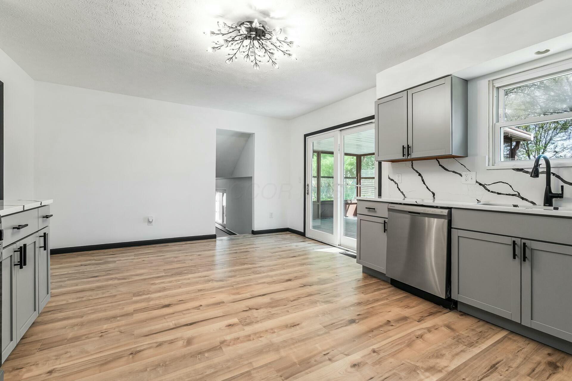 239 Chapelfield Road Columbus, OH 43230 - Photo 15 of 44 tempImage9w5j9N