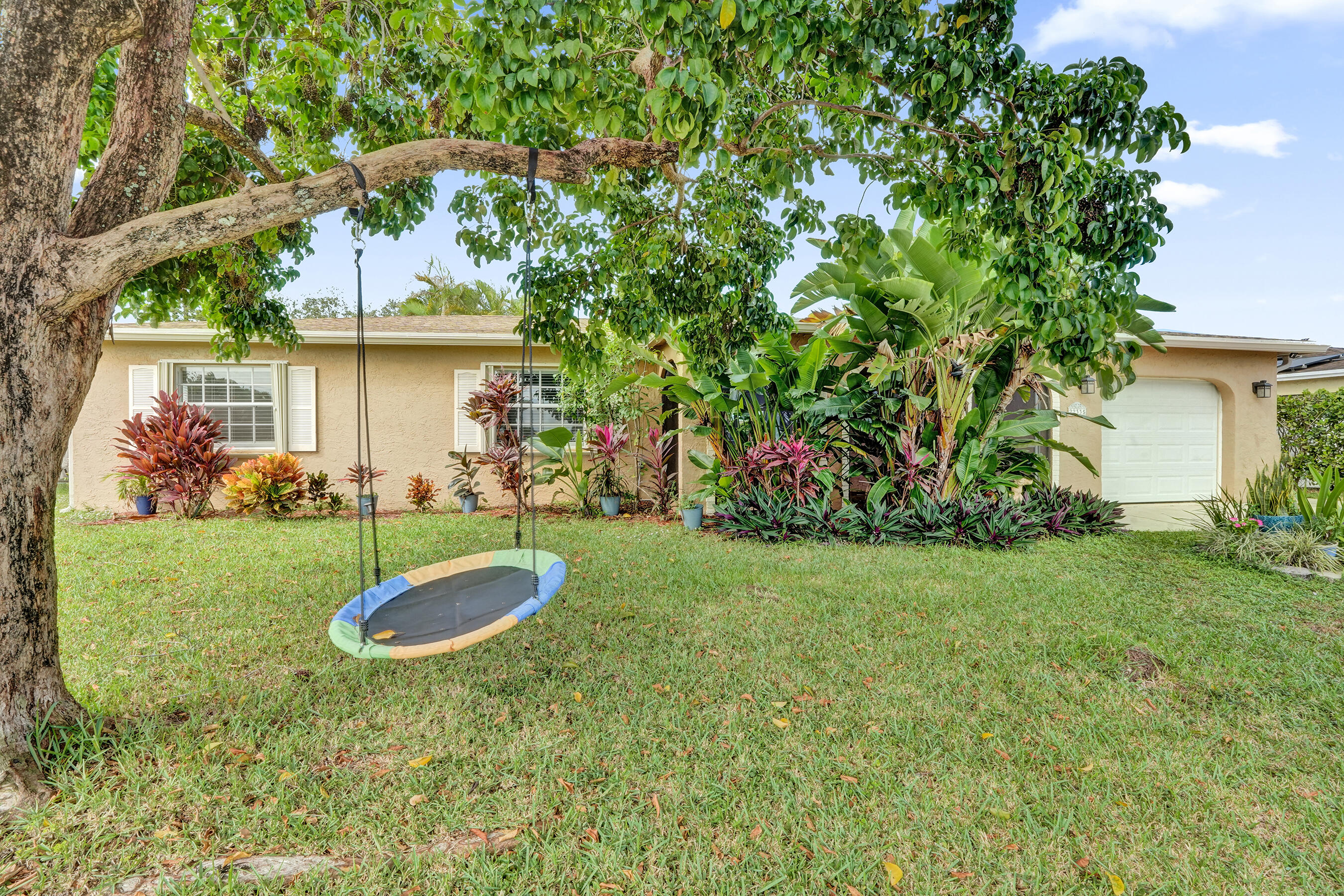22335 Boulder Street Boca Raton, FL 33428 - Photo 35 of 36 a view of outdoor space