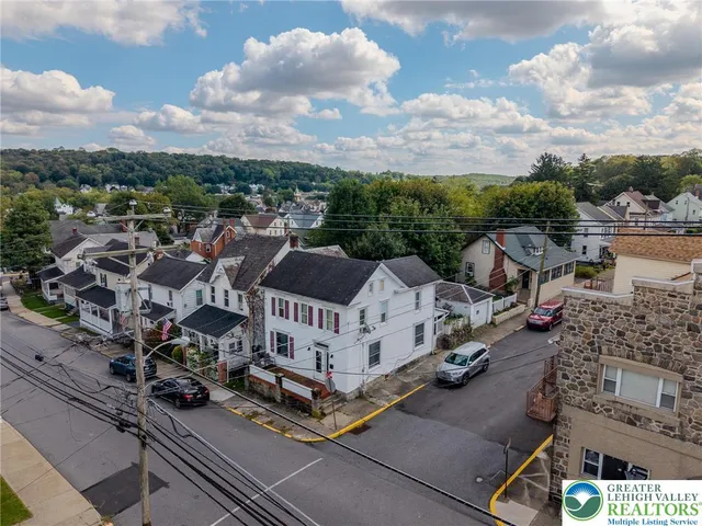 $229,900 | 436 Pennsylvania Avenue, Bangor, PA 18013