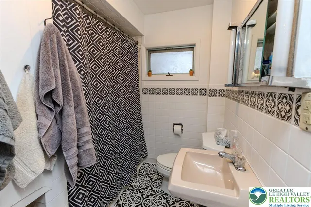 $229,900 | 436 Pennsylvania Avenue, Bangor, PA 18013