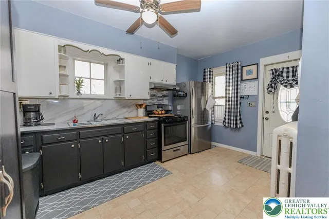 $229,900 | 436 Pennsylvania Avenue, Bangor, PA 18013