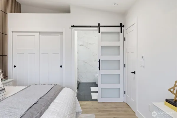 $799,950 | 1111 South Pearl Street, Seattle, WA 98108