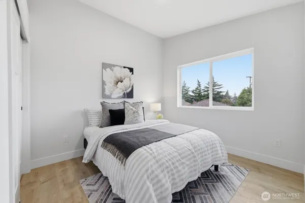 $799,950 | 1111 South Pearl Street, Seattle, WA 98108