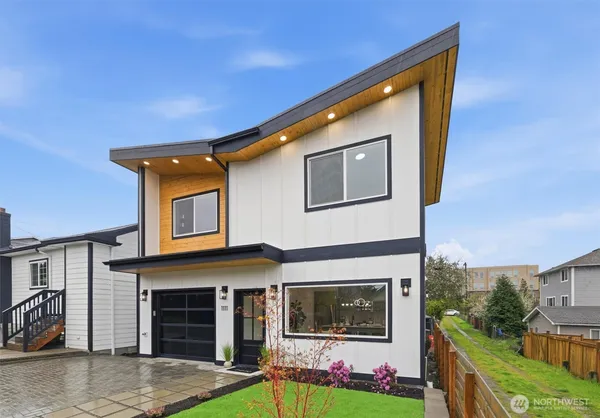 $799,950 | 1111 South Pearl Street, Seattle, WA 98108